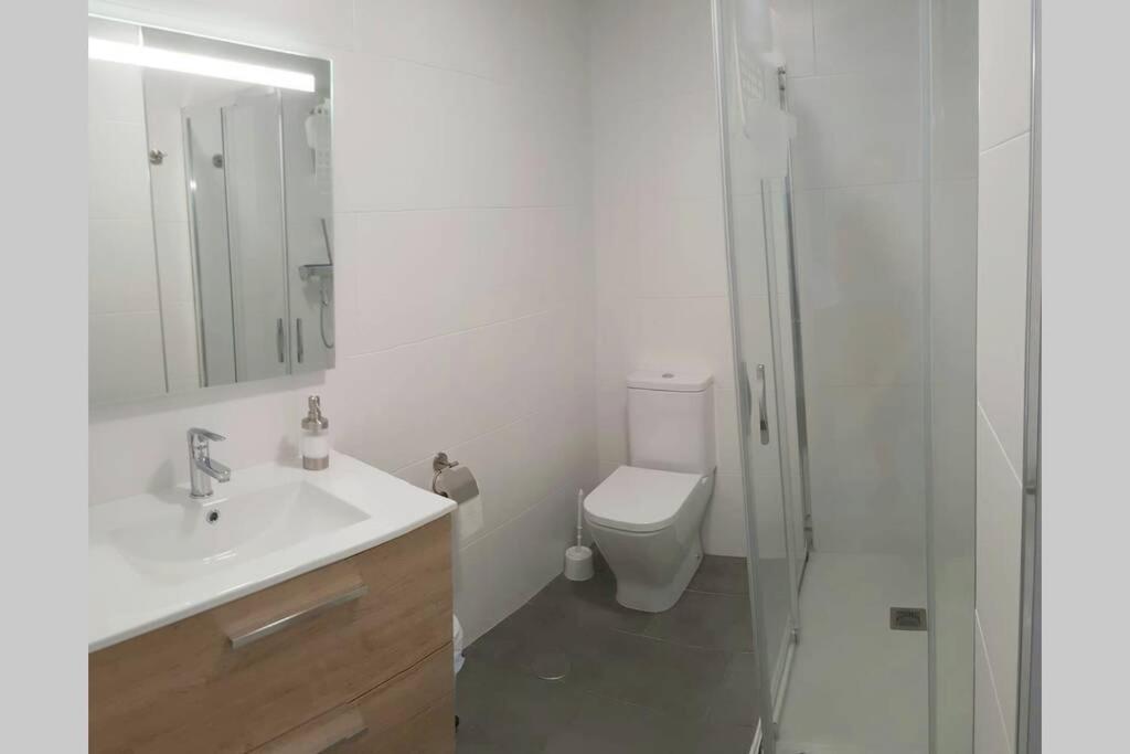 Playa Escollera Apartment เอสเตโปนา ภายนอก รูปภาพ